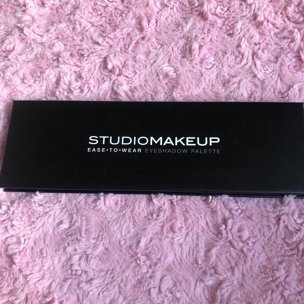 Studio makeup palette